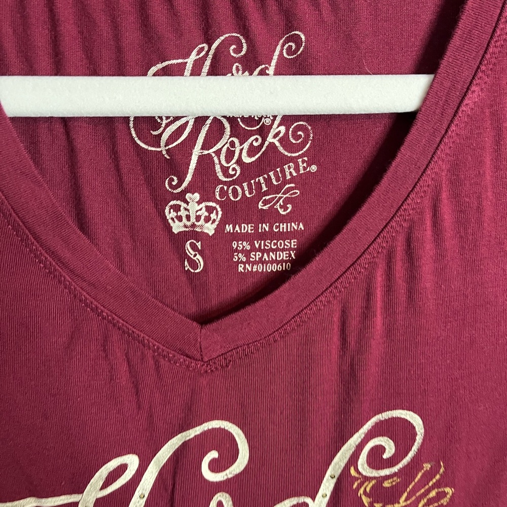 Hard Rock Orlando Cold Shoulder Graphic Tee Size Small - Picture 2 of 4